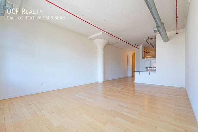 Building Photo - One Bedroom Northern Liberties Loft