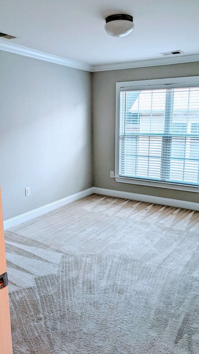 guest bedroom - 2418 Madeline Meadow Dr