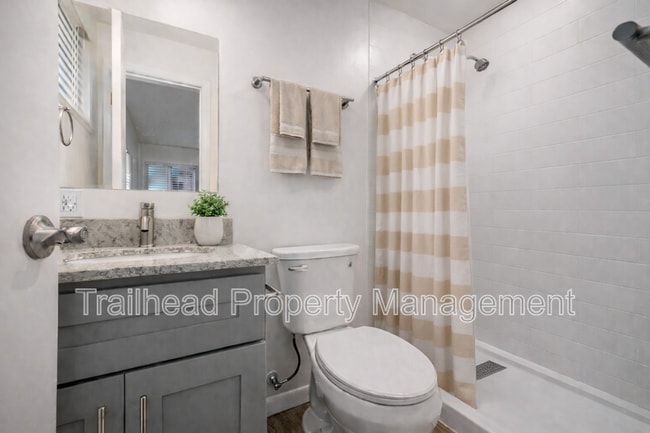 Building Photo - 8309 Lowell Ave