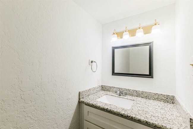 Building Photo - 5005 Georgi Ln