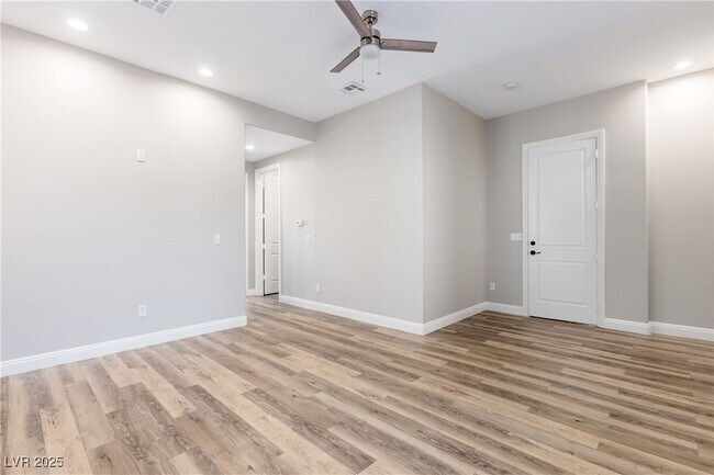 Building Photo - 2960 American River Ln