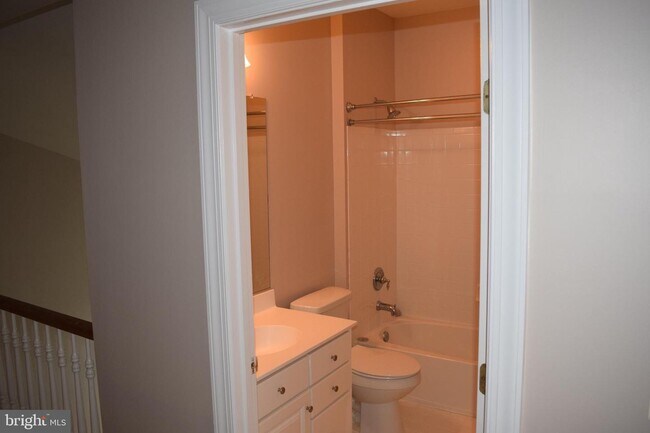 Building Photo - 8315 Kinsley Mill Pl