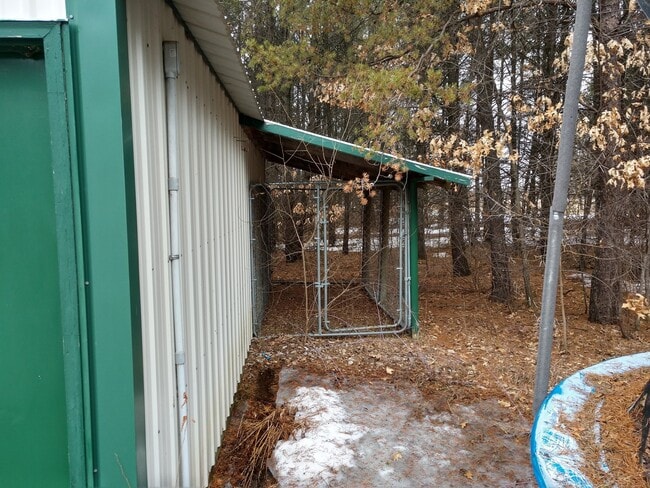 Building Photo - Princeton 3bd2ba with pole building garage...