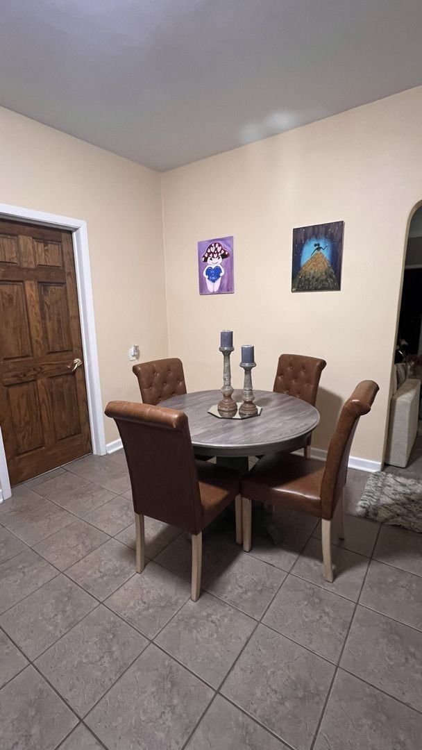 Building Photo - 3827-3827A E Edgerton Ave