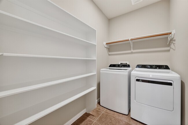 Building Photo - 22419 Toronado Ridge Ln