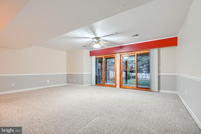 Building Photo - 414 Five Farms Ln