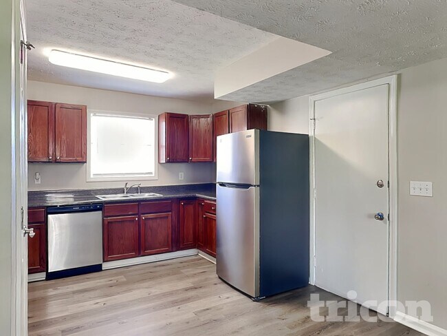 Building Photo - 868 Ashwood Crossing