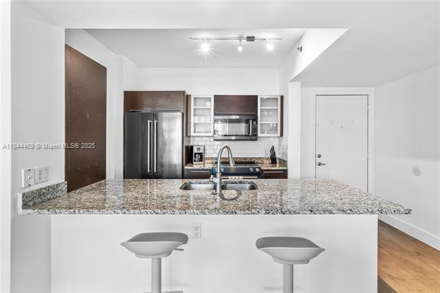 Building Photo - 951 Brickell Ave