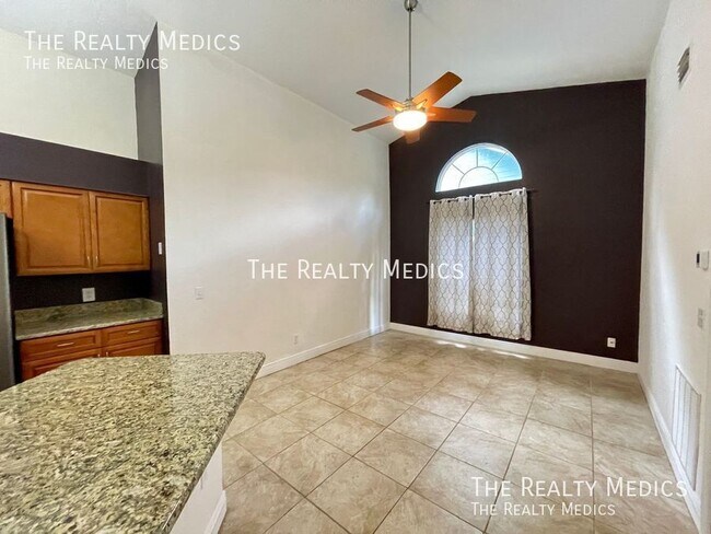 Building Photo - 7733 Fox Knoll Pl