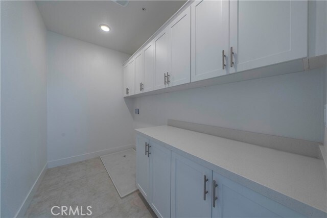 Building Photo - 251 Novel