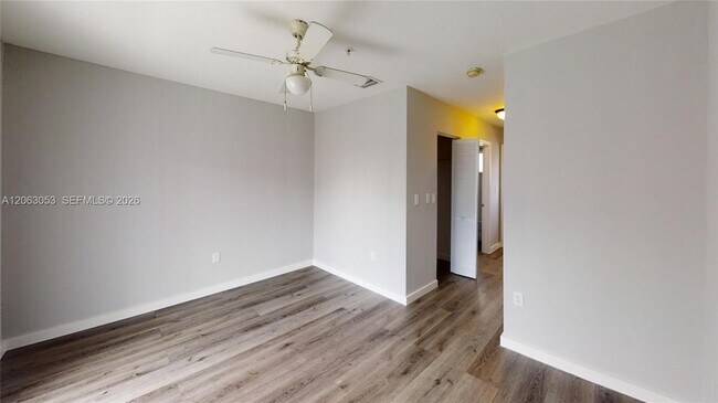 Building Photo - 2084 NE 167th St