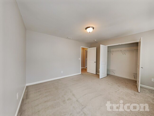 Building Photo - 2644 Andes Dr