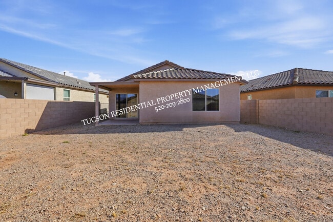 Building Photo - 8839 E Raven Hill Wy