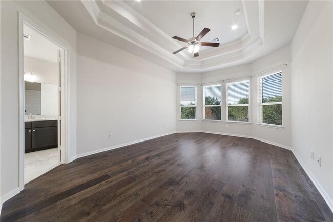 Building Photo - 5104 Alonso Dr