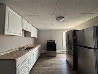 Building Photo - 9-11 Kelley Sq