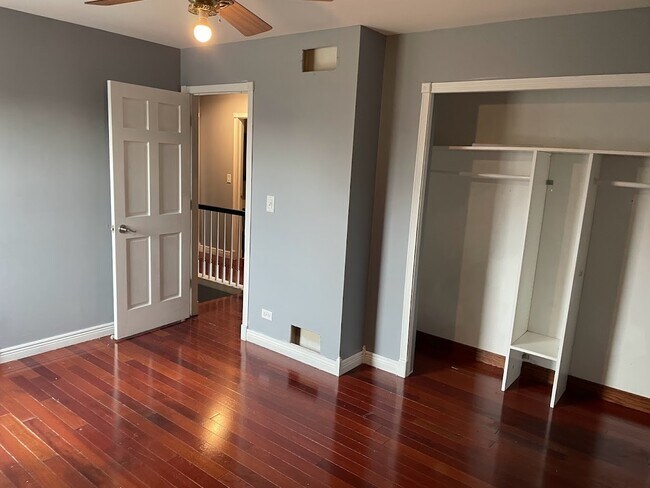 Building Photo - 706 Ferret Crossing