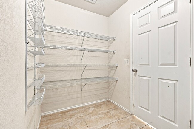 Building Photo - 2638 Ensbrook Meadow Lane