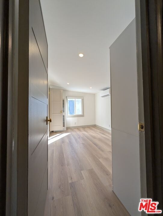 Building Photo - 1015 Granville Ave