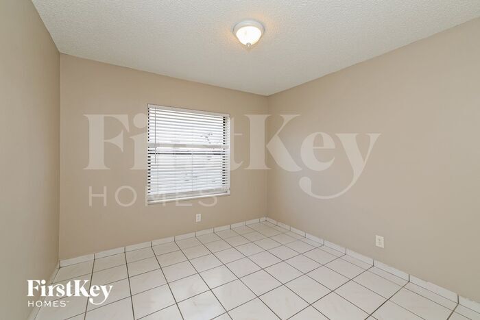 Building Photo - 5168 Edgecliff Ave