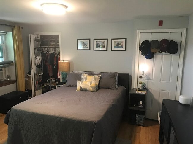 Building Photo - 99 W Fourth St