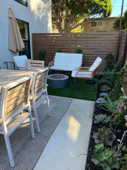 Building Photo - 233 Ashland Ave