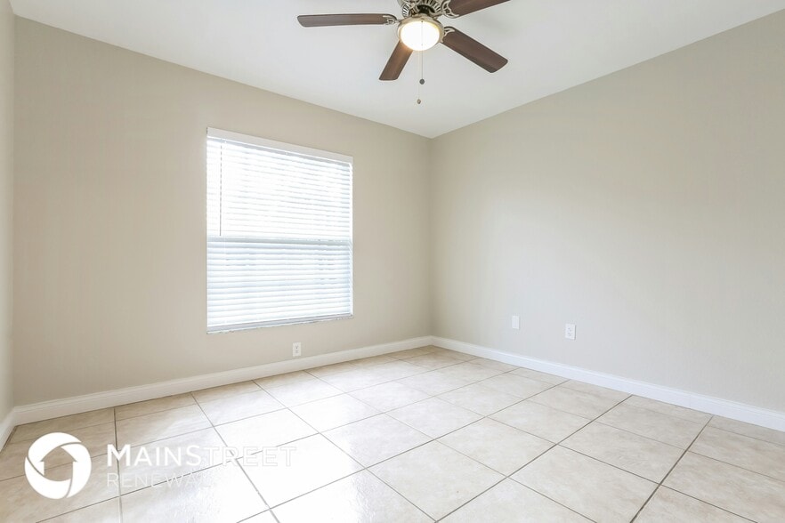 Building Photo - 4430 Glordano Ave