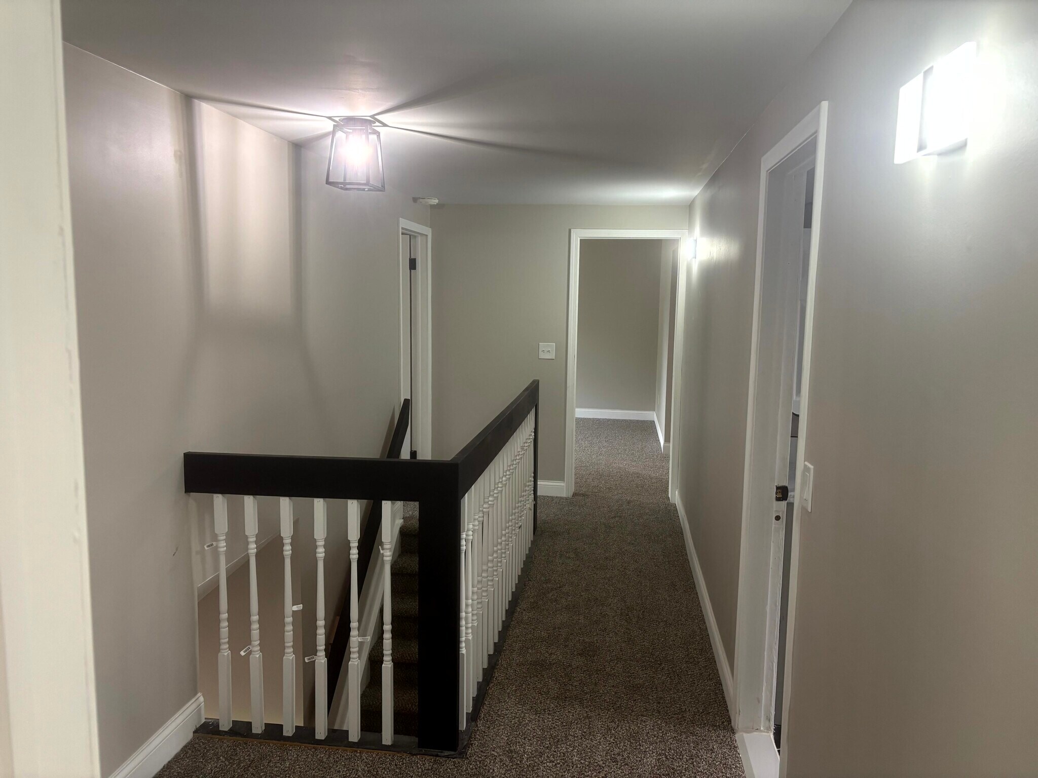 Building Photo - 29621 Fernhill Dr