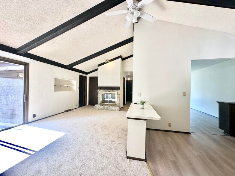 Building Photo - 2330 S Brookside Pky