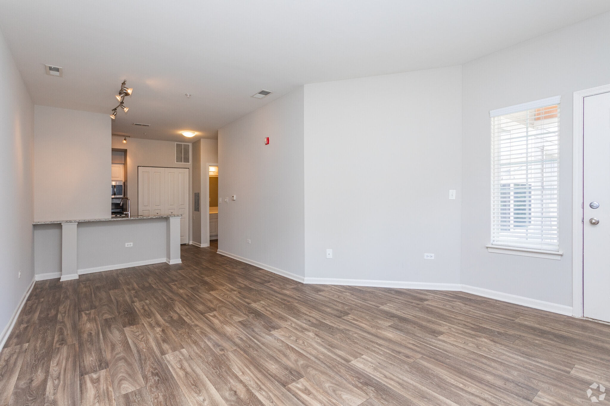 Grand Reserve of Naperville 504 Chamberlain Ln Naperville IL 60540