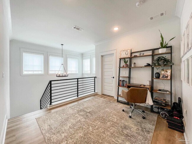 Building Photo - 13805 Red Drum Ct