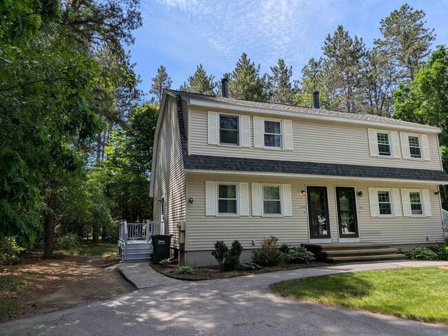 Building Photo - 49-49 Skyline Dr