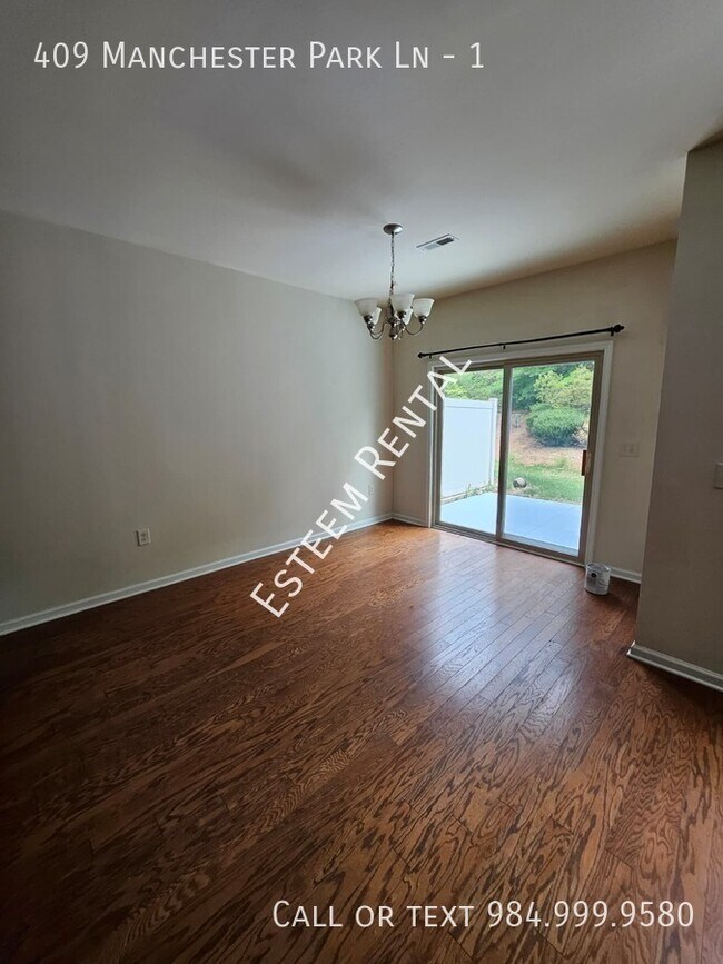 Building Photo - 409 Manchester Park Ln