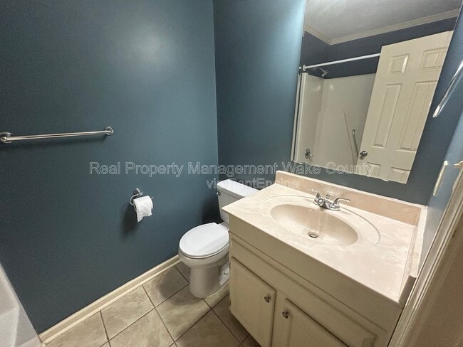 Building Photo - 2009 Quail Forest Dr