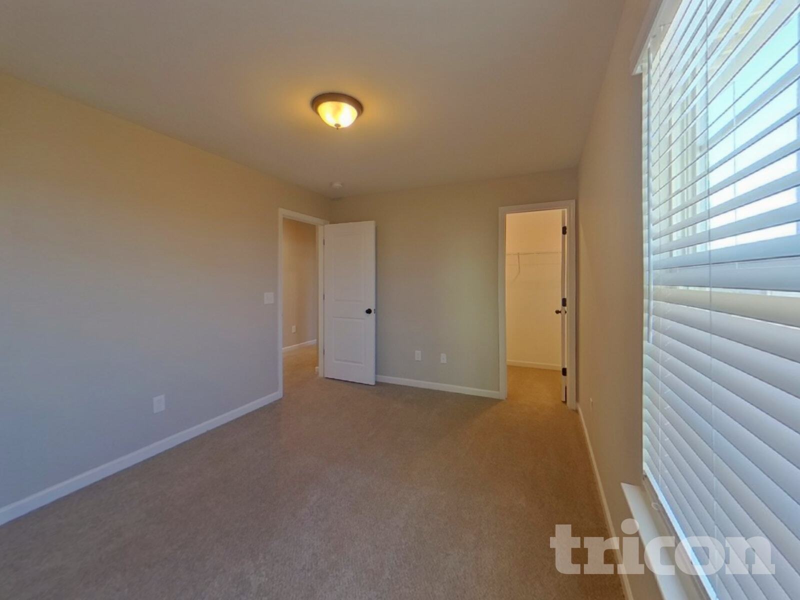 Building Photo - 715 Pollyanna Dr