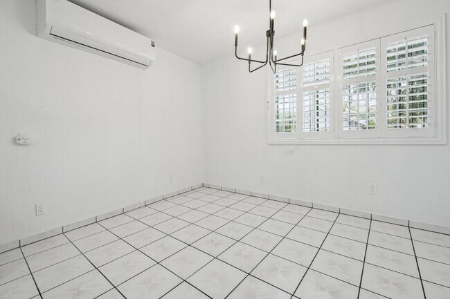 Building Photo - 3628 Arroyo Seco Ave