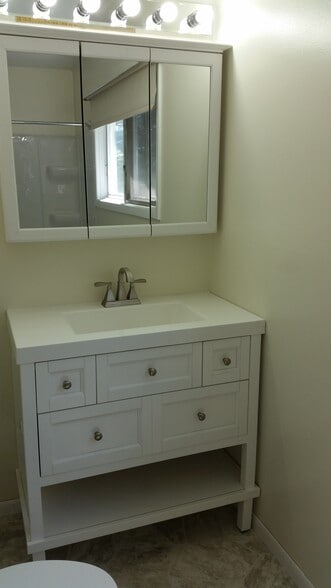 Building Photo - 2612 Erin