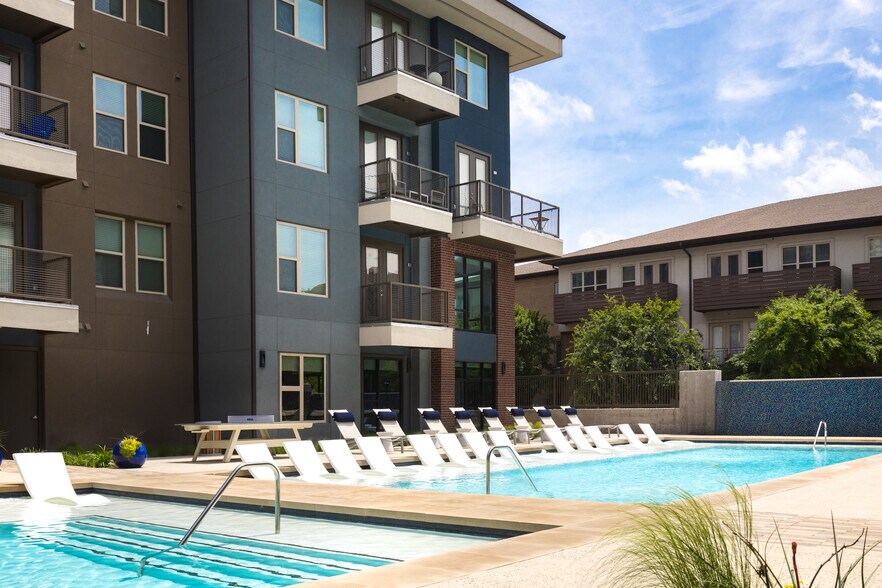 The Briscoe 12639 Coit Rd Dallas TX 75251 Apartment Finder