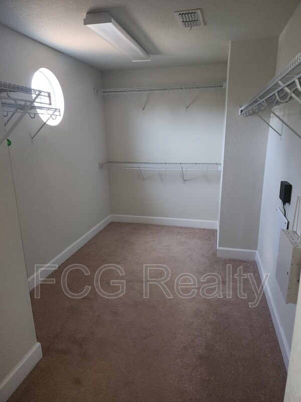 Building Photo - 1404 Milledge Ln