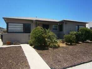 Building Photo - 3 Bed - 2 Bath Craftsman Home in the desir...
