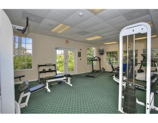 Building Photo - 4212 Central Sarasota Pky