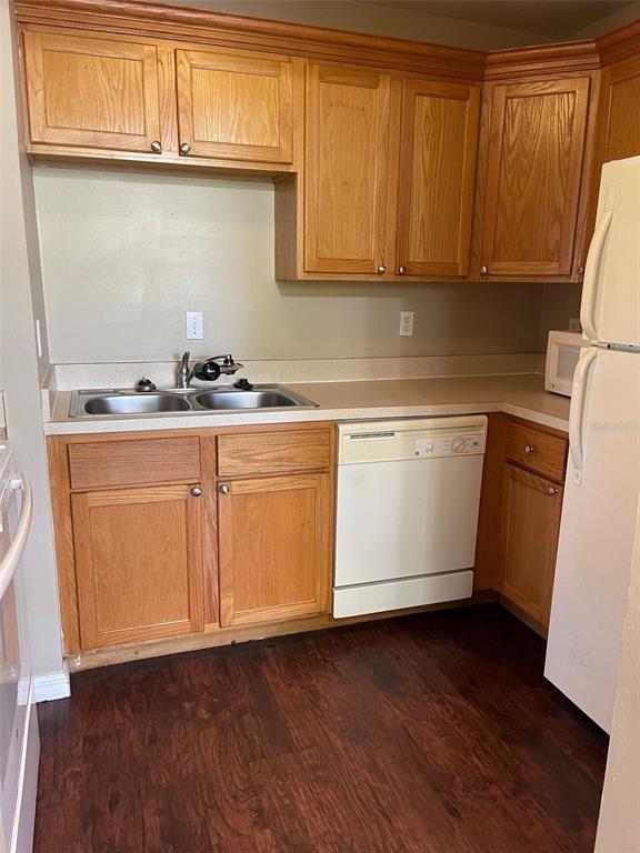 Building Photo - 4800 Rilma Ave