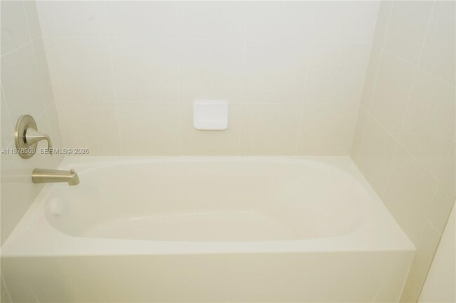 Building Photo - 9701 Blue Isle Bay