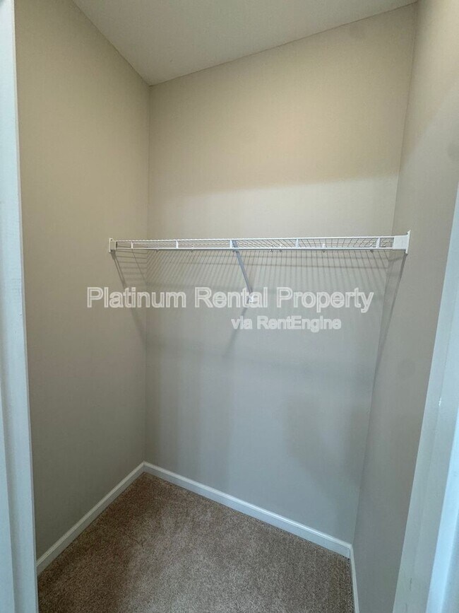 Building Photo - 707 Topsail Ln