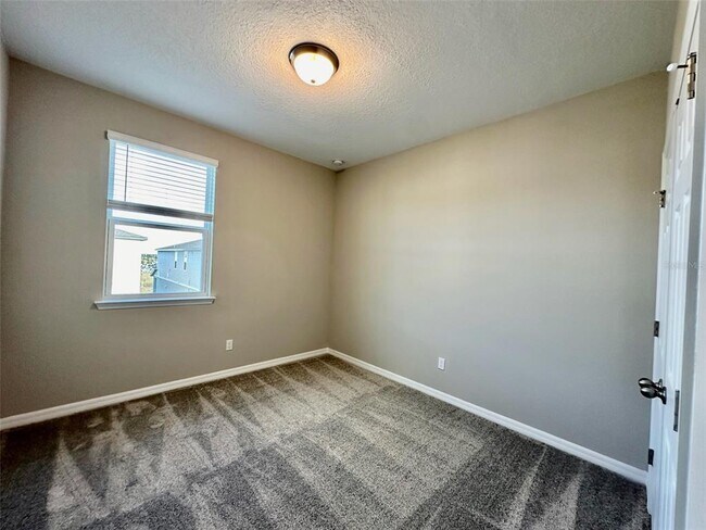 Building Photo - 4869 Lacewing Dr