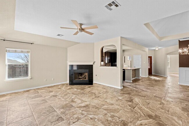 Building Photo - 318 Pond View Pass