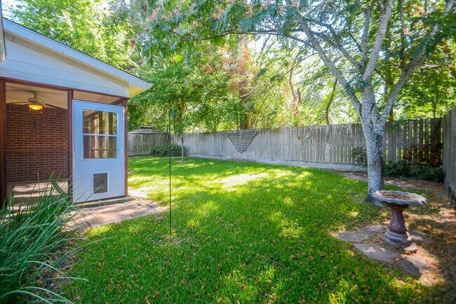 Building Photo - 13639 Country Pine Ct