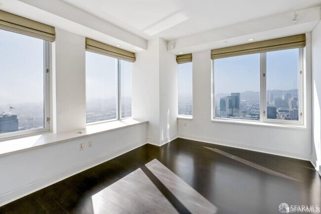 Building Photo - 188 Minna St