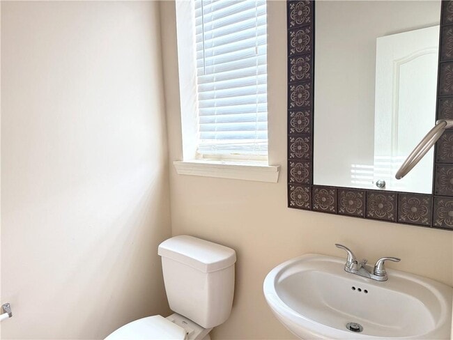 Building Photo - 3391 Sardis Bend Dr