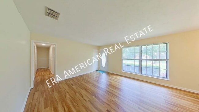 Building Photo - 1111 Coral Dr