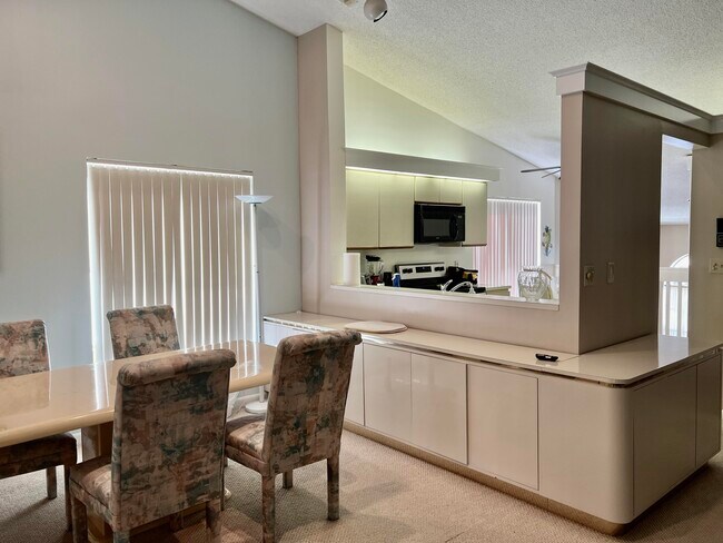 Building Photo - 10678 Ocean Palm Way